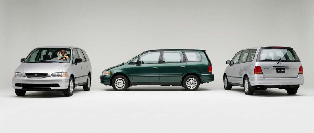 Isuzu Oasis Touch Up Paint