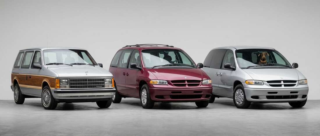 Plymouth European Voyager Touch Up Paint